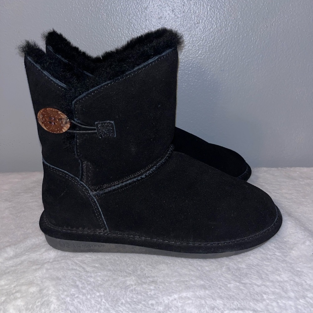 BEAR PAW 6.5 WOMENS BOOTS